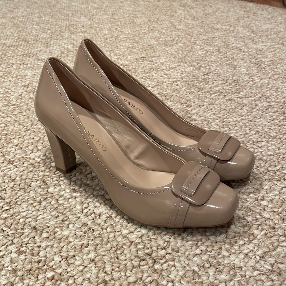 Brand new pair of Franco Sarto heels